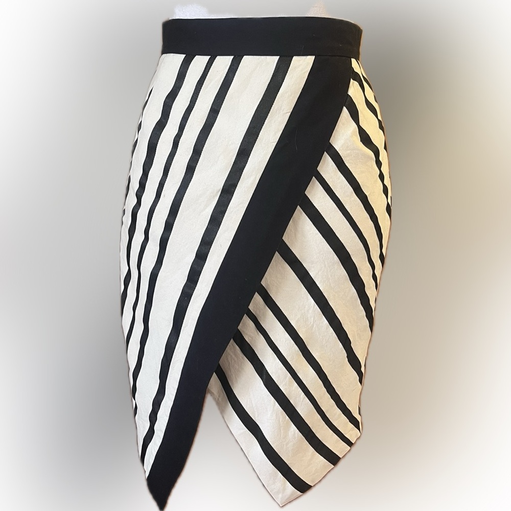H&M Black and White Striped Asymmetrical Pencil Skirt